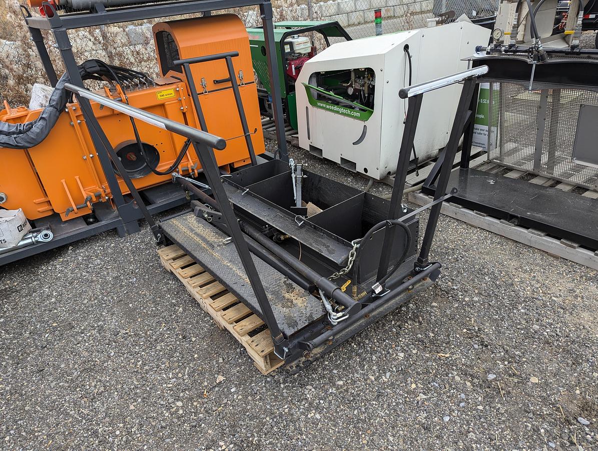 Used Mastic Drag Box (4ft Wide)