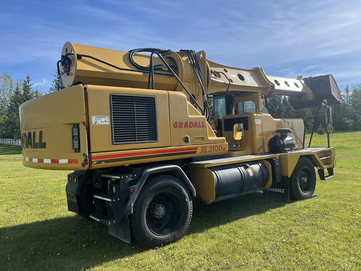 Used 2011 Gradall XL3100 Excavator