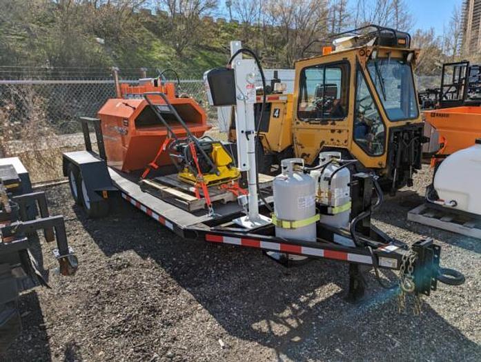 Used 2024 Heat Design Equipment Asphalt Recycling Trailer