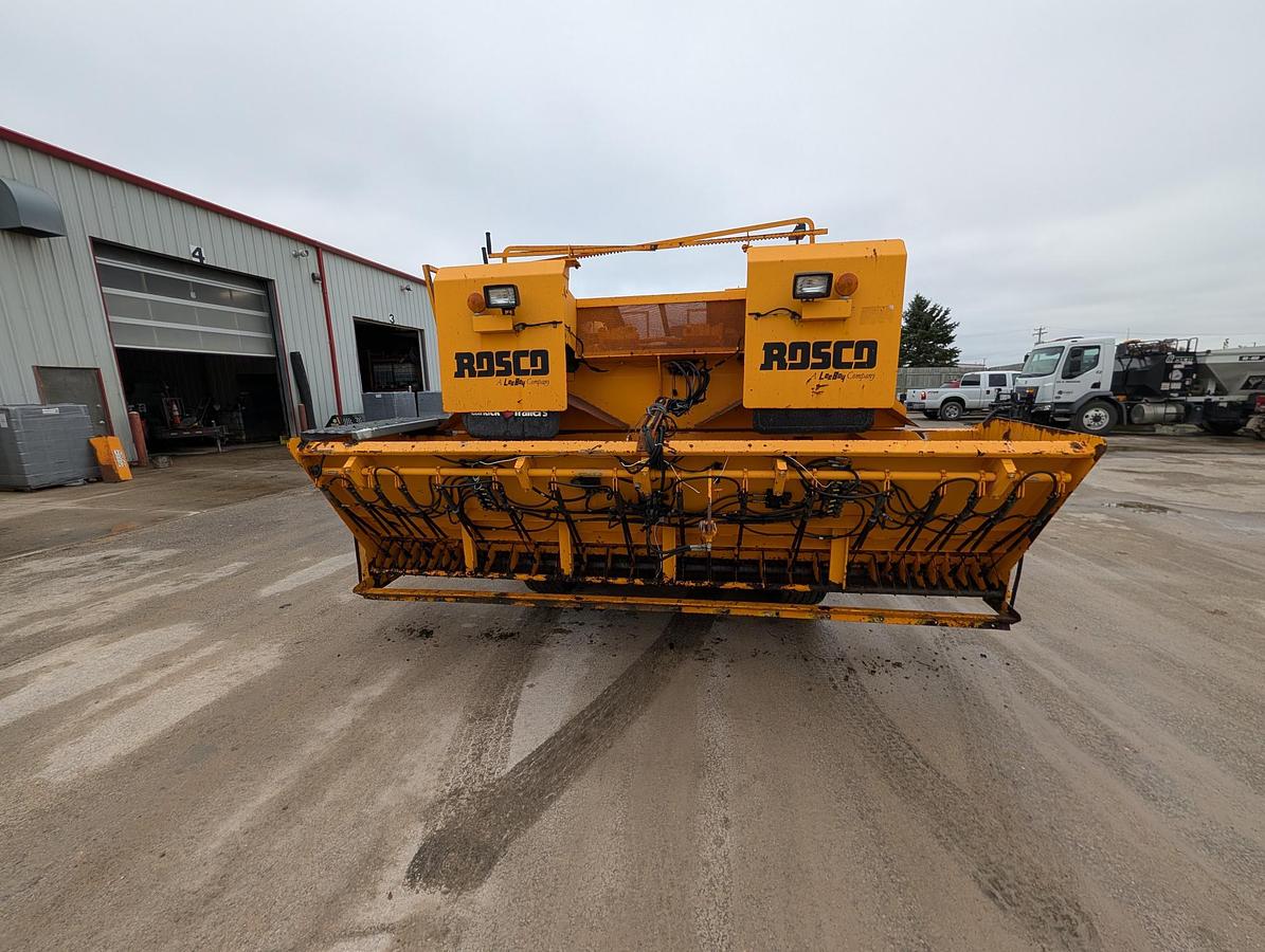 Used 2004 Rosco SPR-HH Chip Spreader