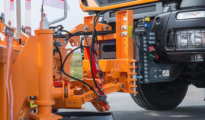 Precision Casting Spreaders