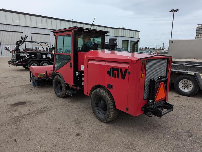 2024 Maclean Engineering - MV6 Tractor