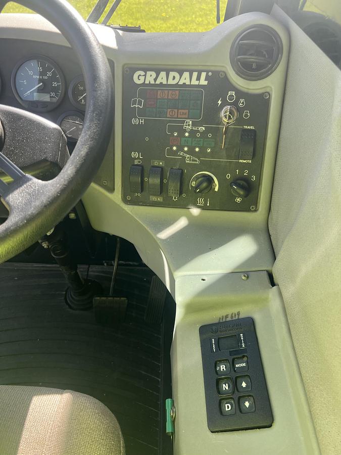 Used 2011 Gradall XL3100 Excavator