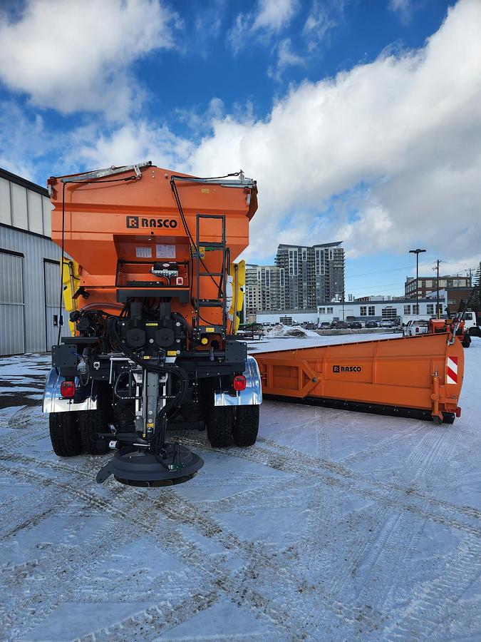 Used Demo Mack / Rasco Plow and Spreader Truck