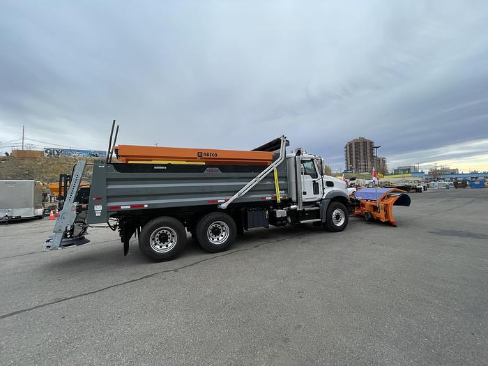 Precision Casting Spreaders