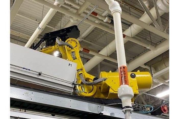 Used FANUC R2000iB/200R WITH R30iA CONTROLLER