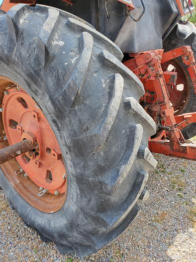 Used ** Auction ** 1978 International 1486 Tractor