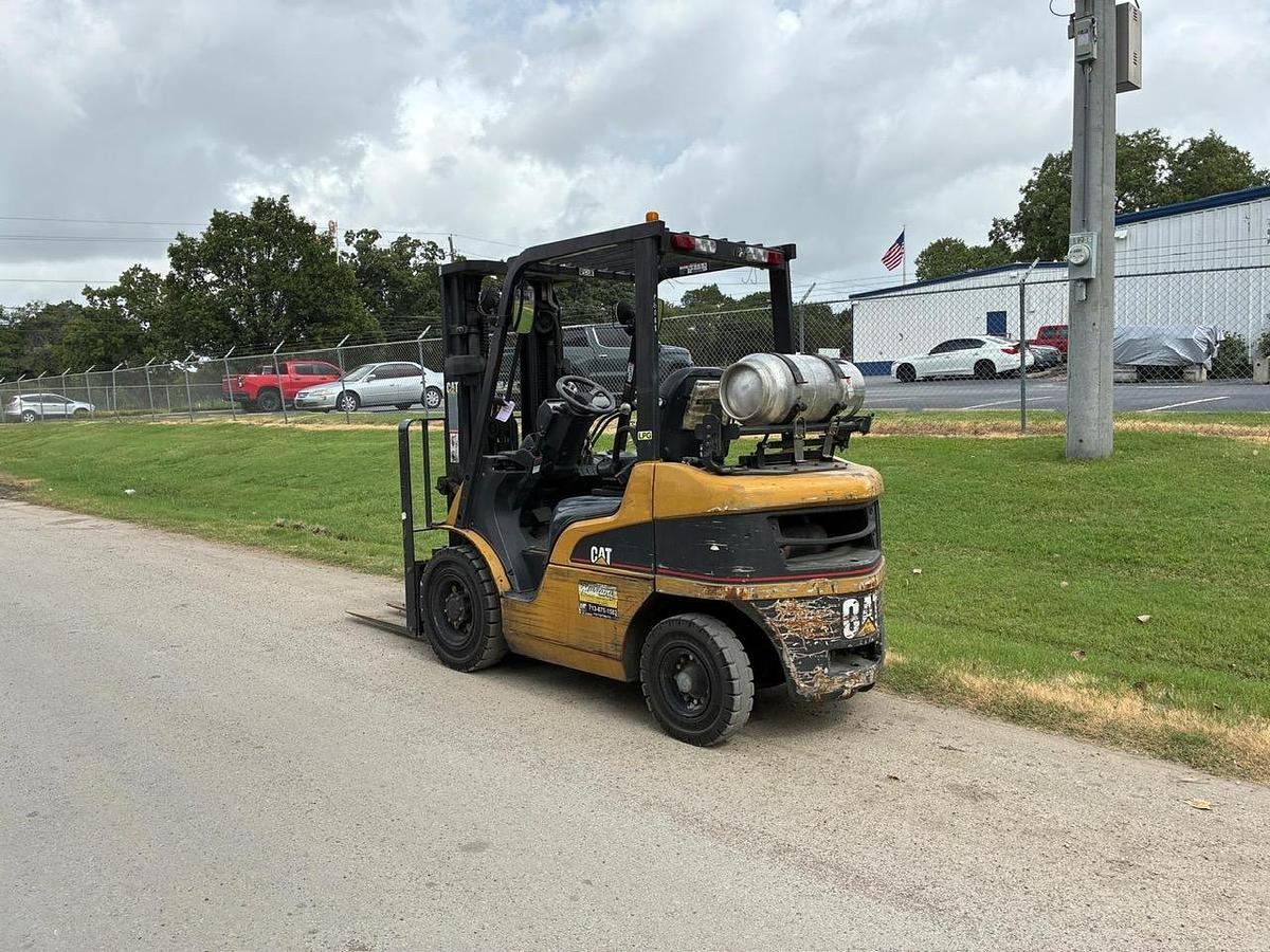 Used 2005 CAT P5000
