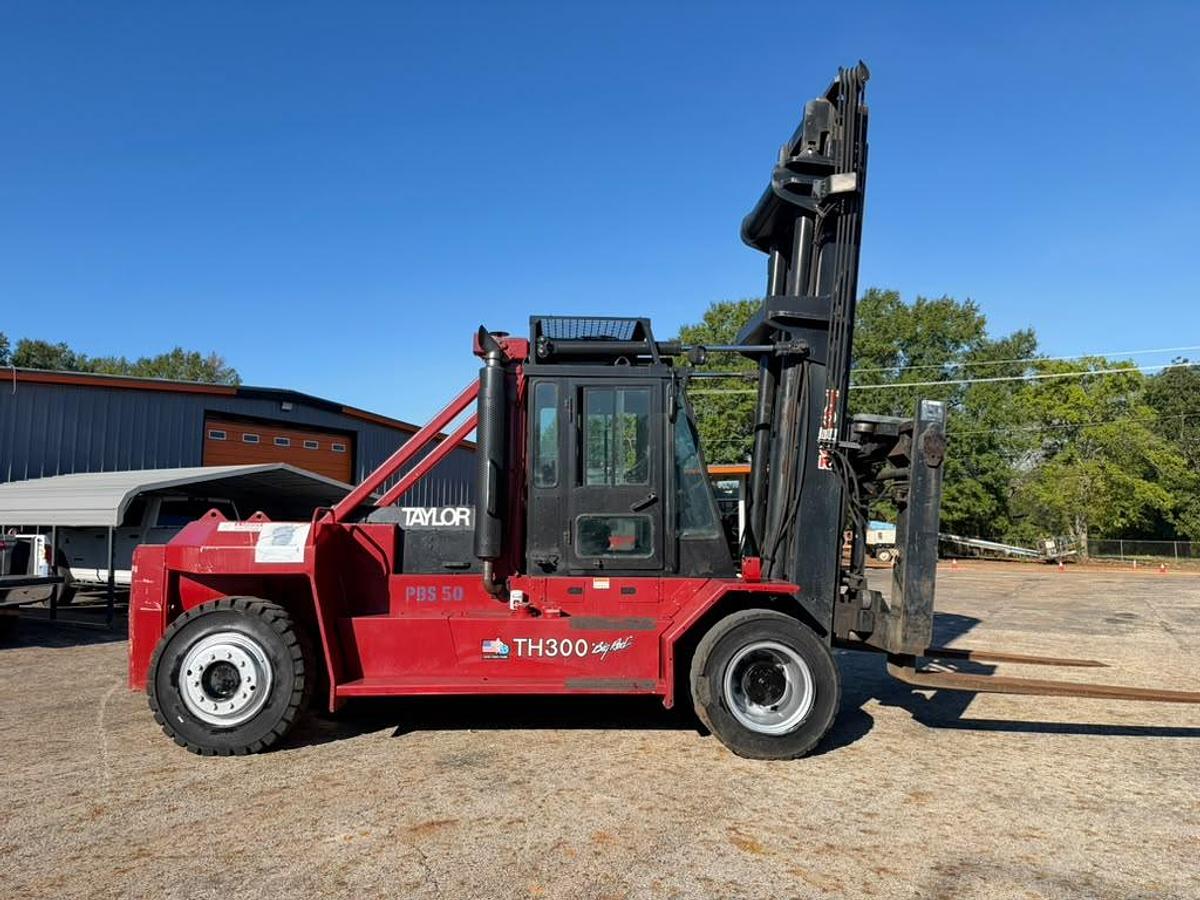 Used 2005 Taylor TH300L