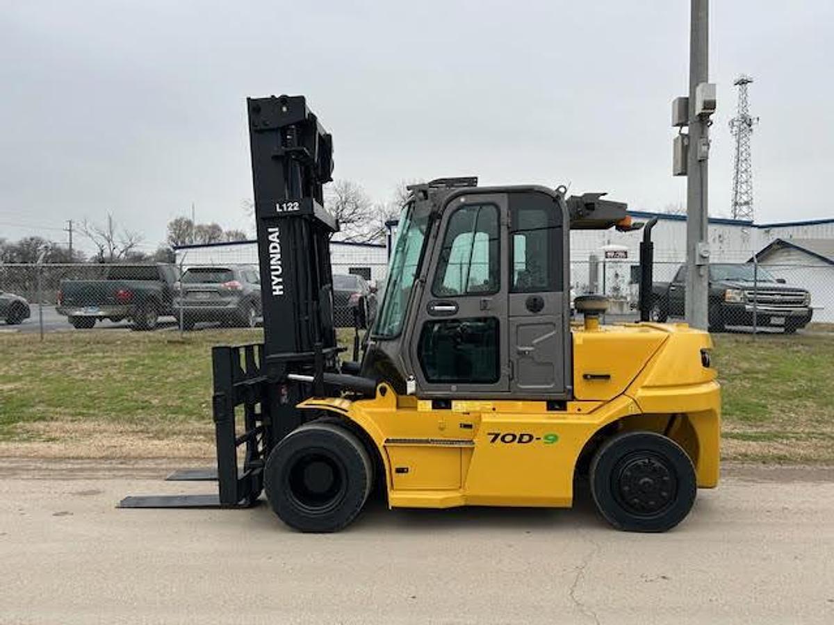 Used 2019 Hyundai 70D-9