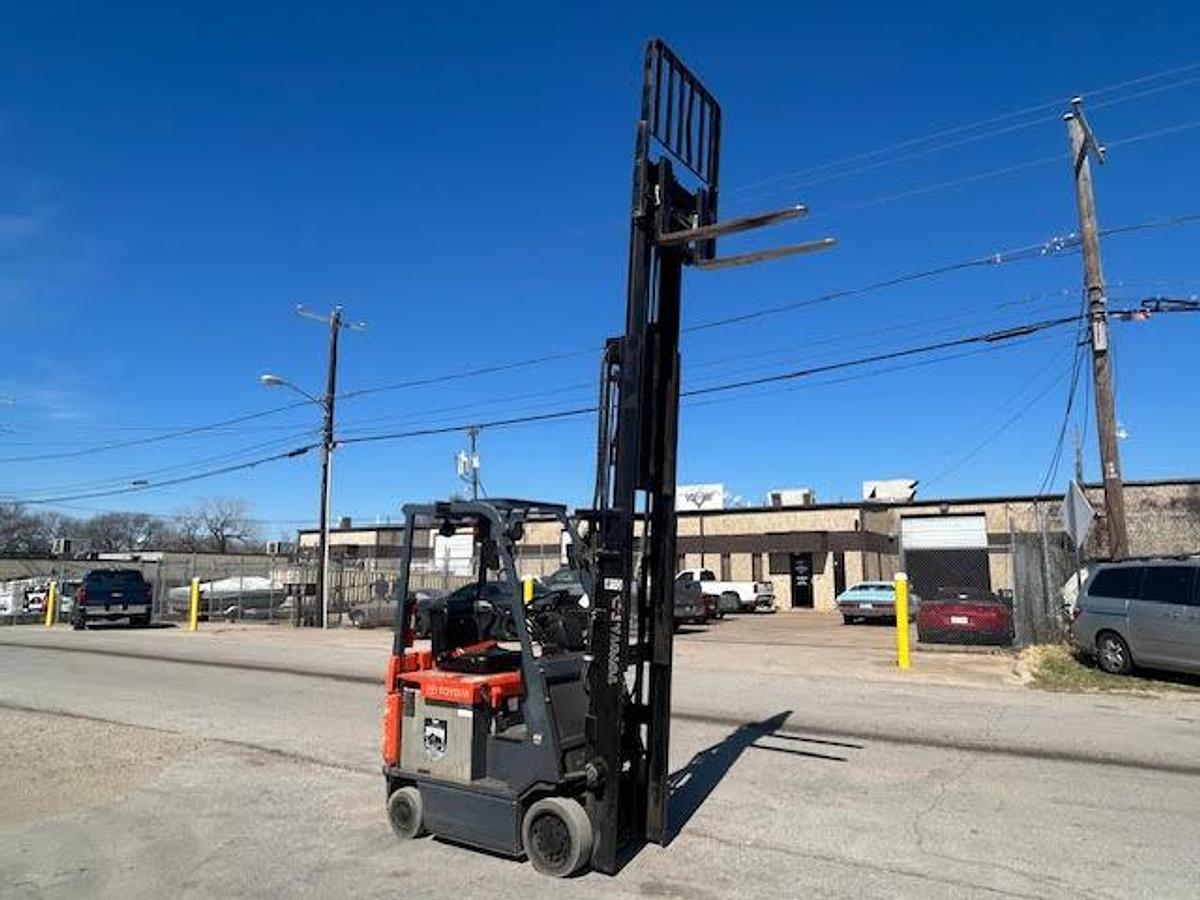 Used 2017 Toyota 7FBCU15