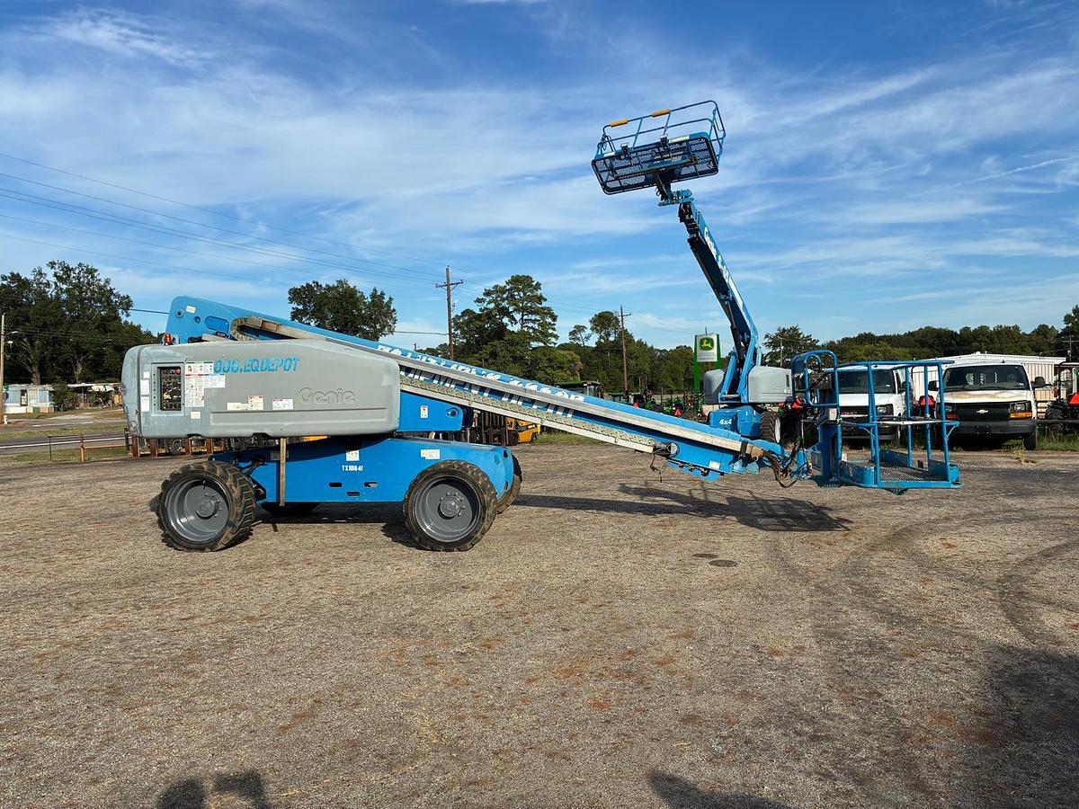 Used 2011 GENIE S-60X