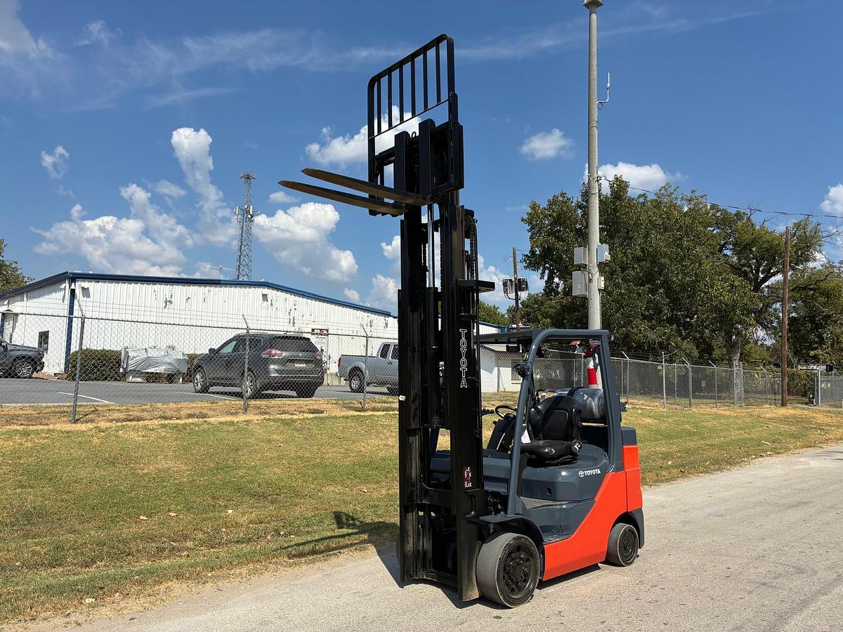 Used 2020 TOYOTA 8FGCU30