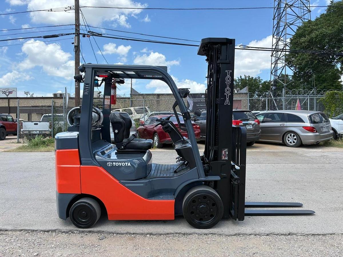 Used 2021 TOYOTA 8FGCU30