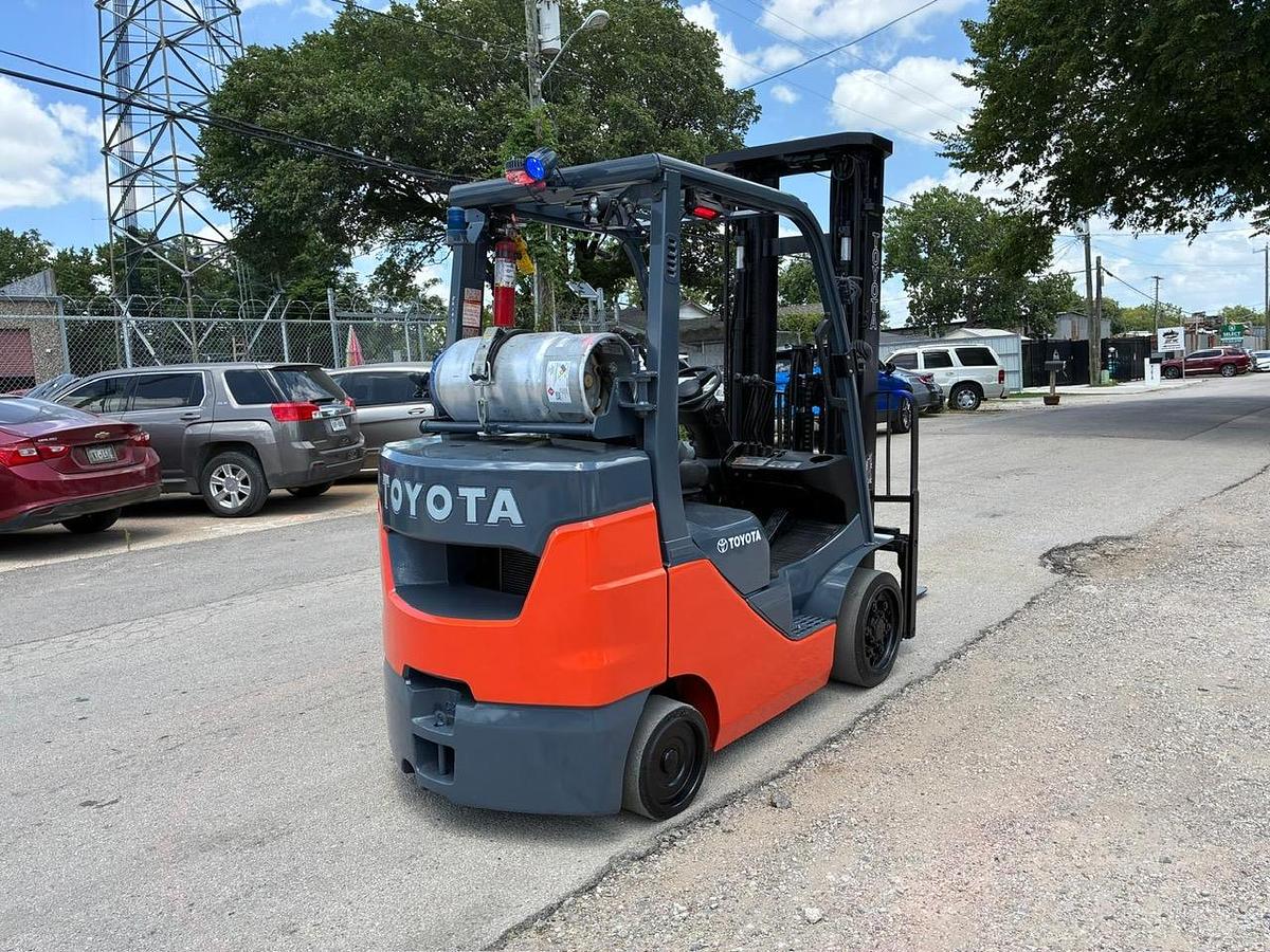 Used 2021 TOYOTA 8FGCU30