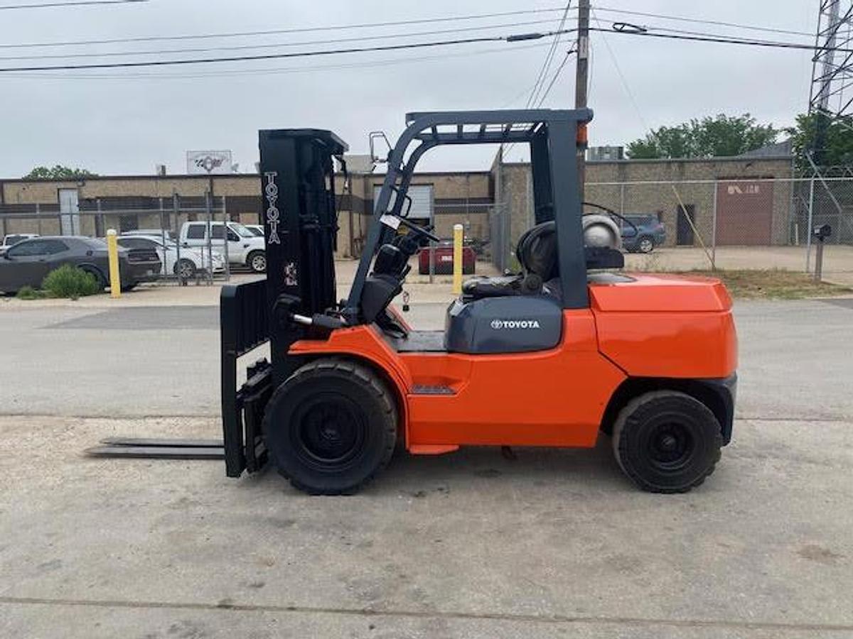 Used 2006 Toyota 7FGU45