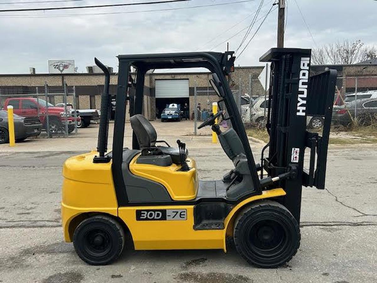 Used 2013 Hyundai 30D-7E