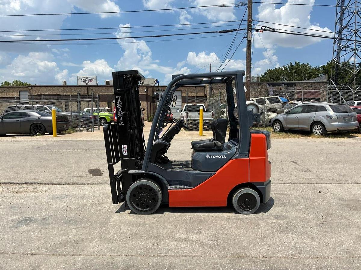 Used 2012 TOYOTA 8FGCU25