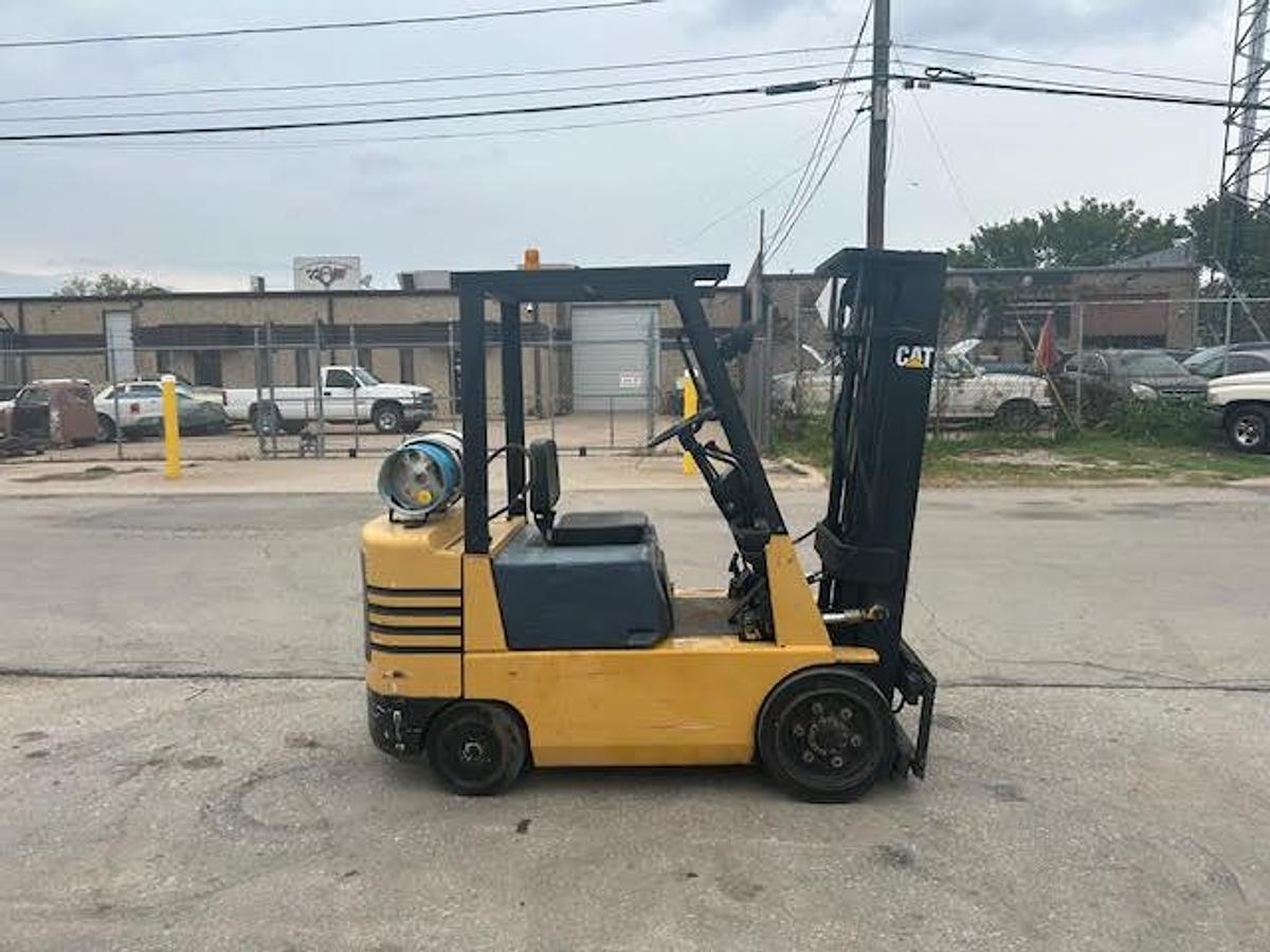 Used 2005 CAT GC25