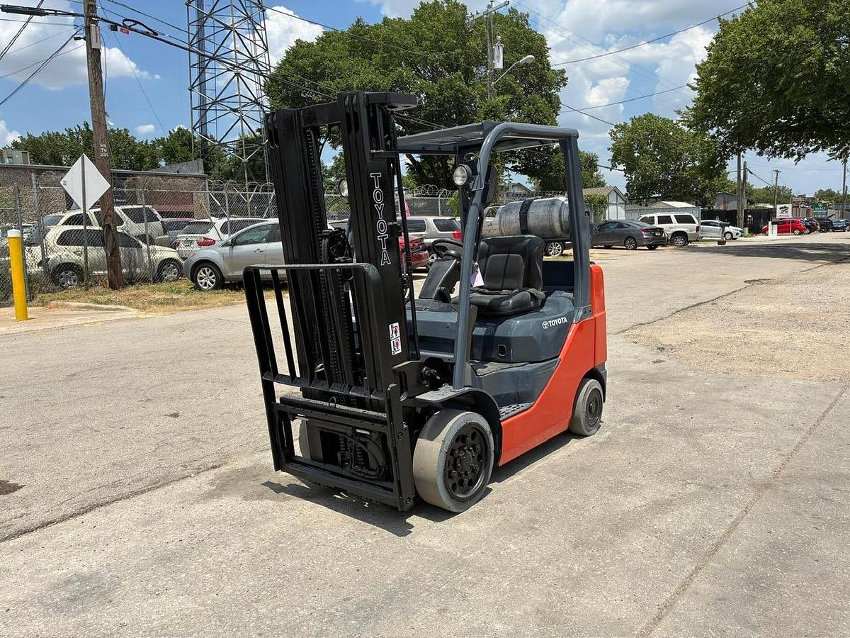 Used 2012 TOYOTA 8FGCU25