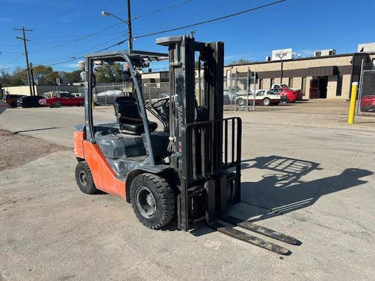 Used 2023 Toyota 8FDU25