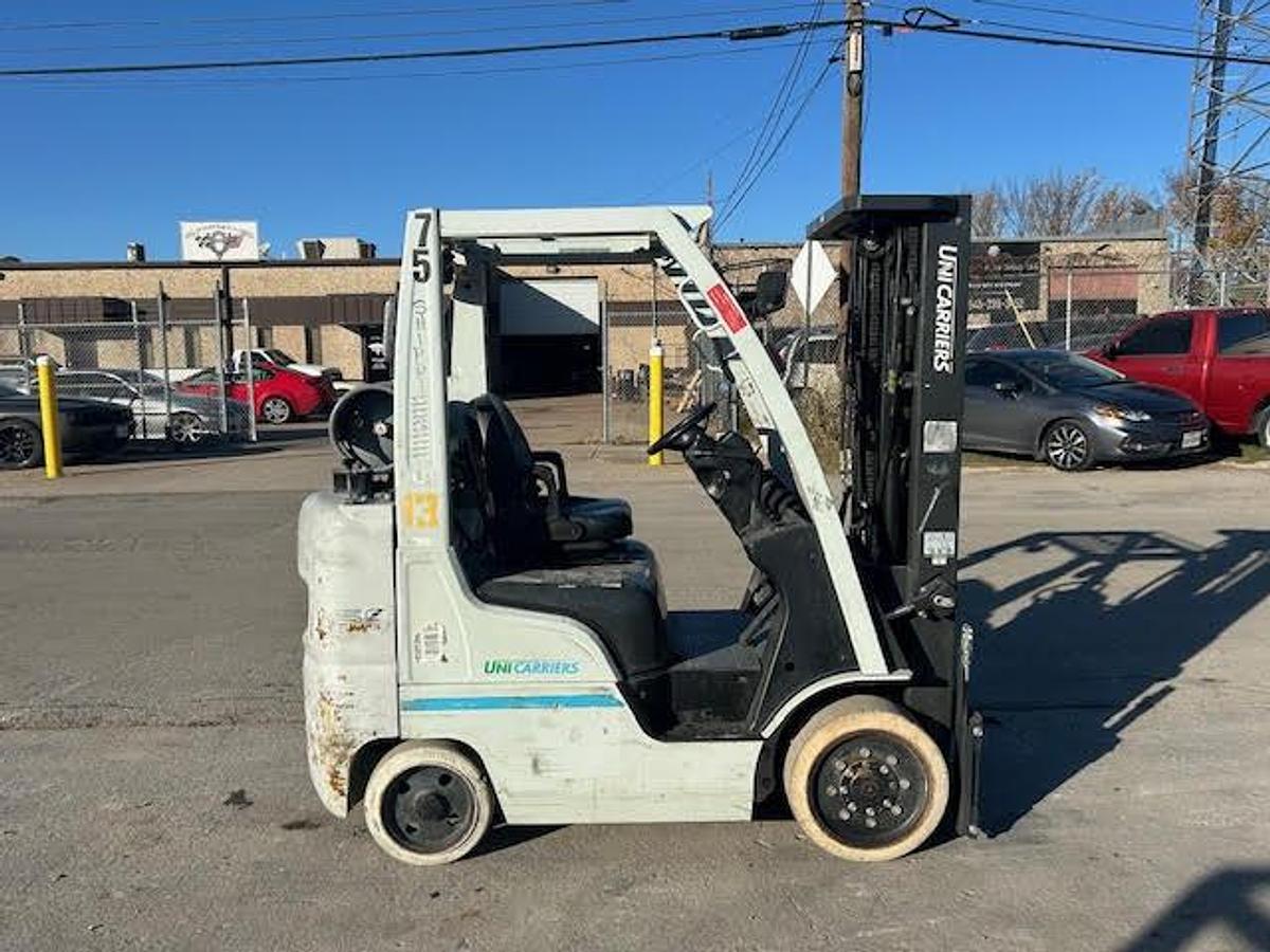 Used 2016 UniCarriers MCP1F2A25LV
