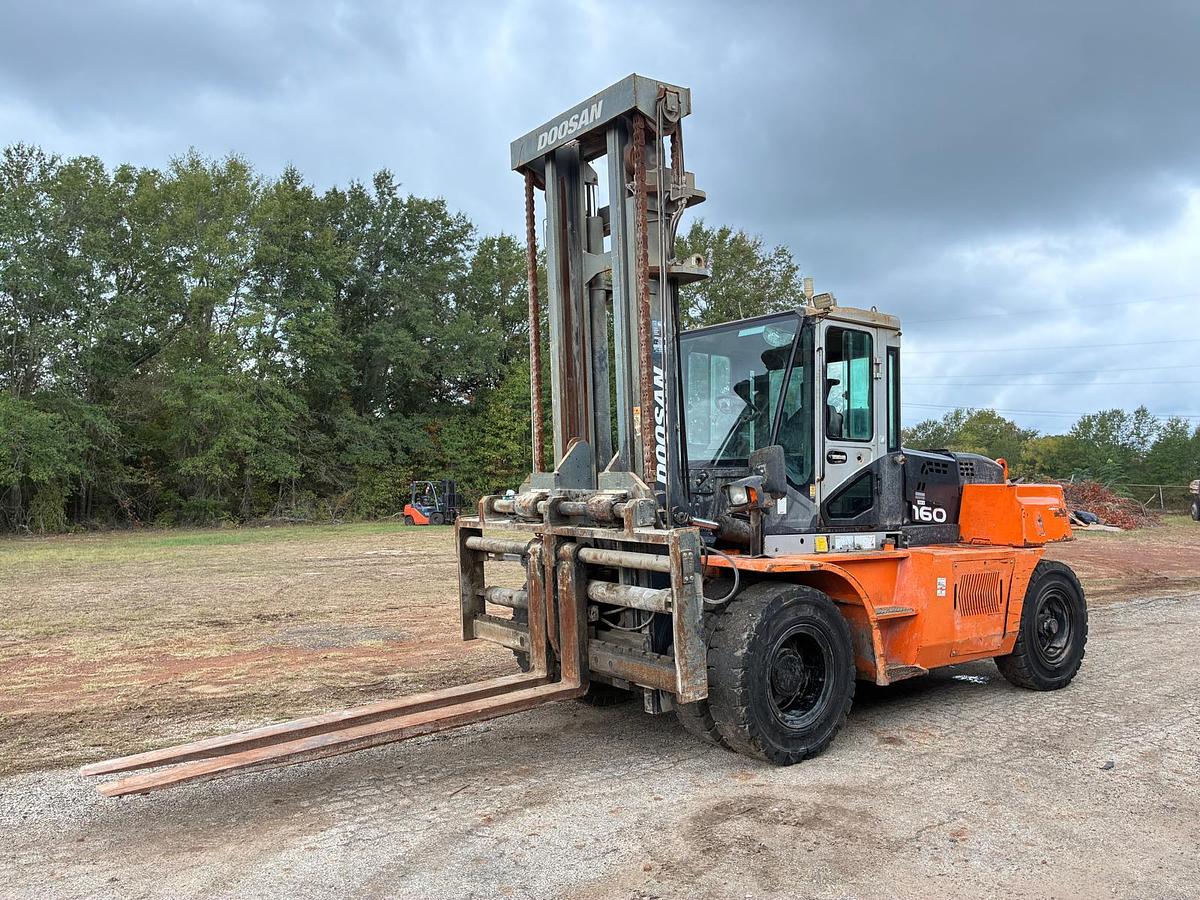 Used 2016 Doosan D160S-7