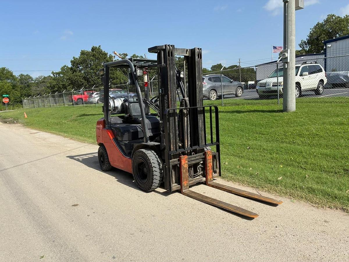 Used 2018 TOYOTA 8FGCU25