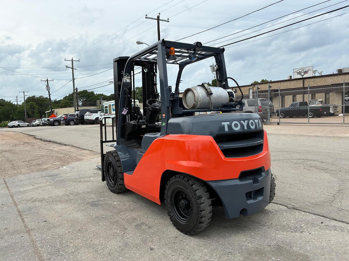 Used 2015 TOYOTA 8FG35U