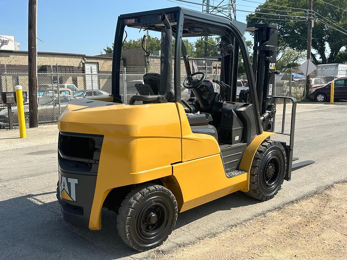Used 2018 CAT DP45N1