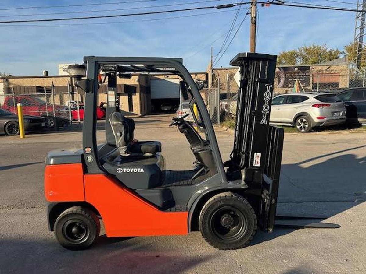 Used 2023 Toyota 8FDU25 5000LBS