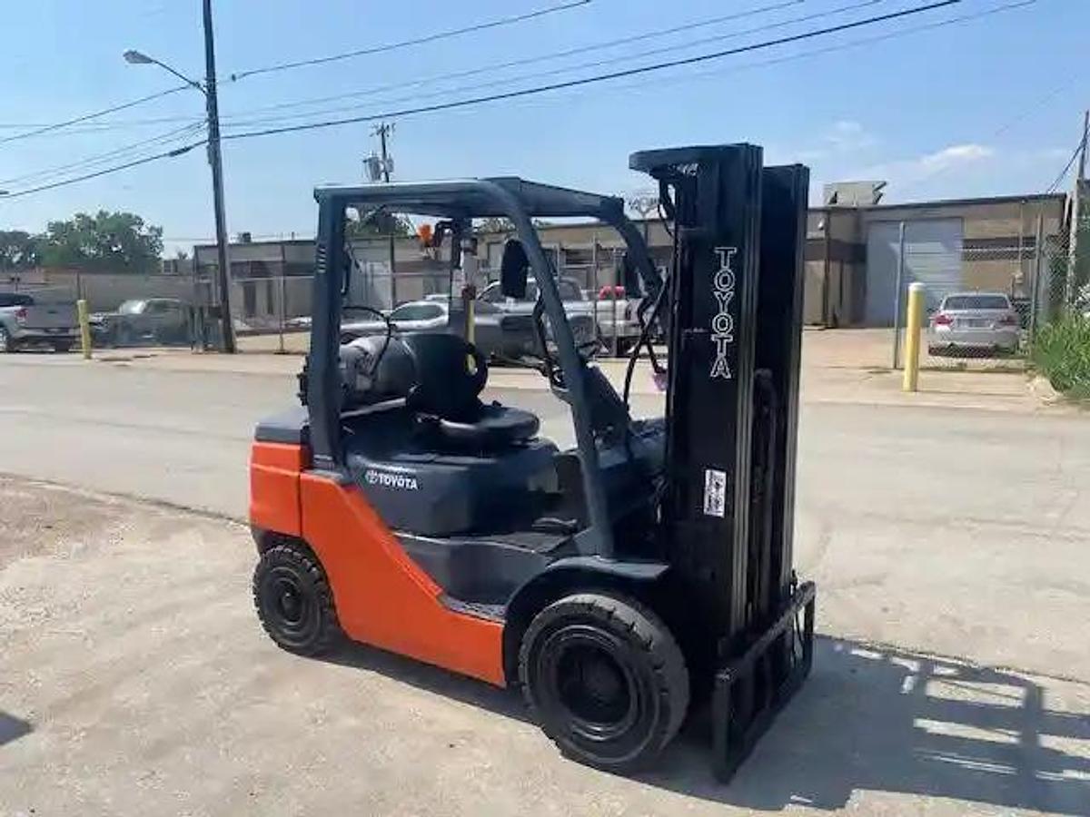 Used 2021 Toyota 8FGU25