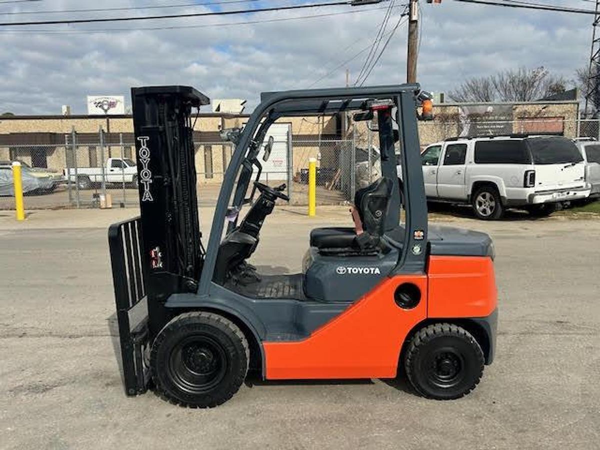 Used 2023 Toyota 8FDU25 5000LBS