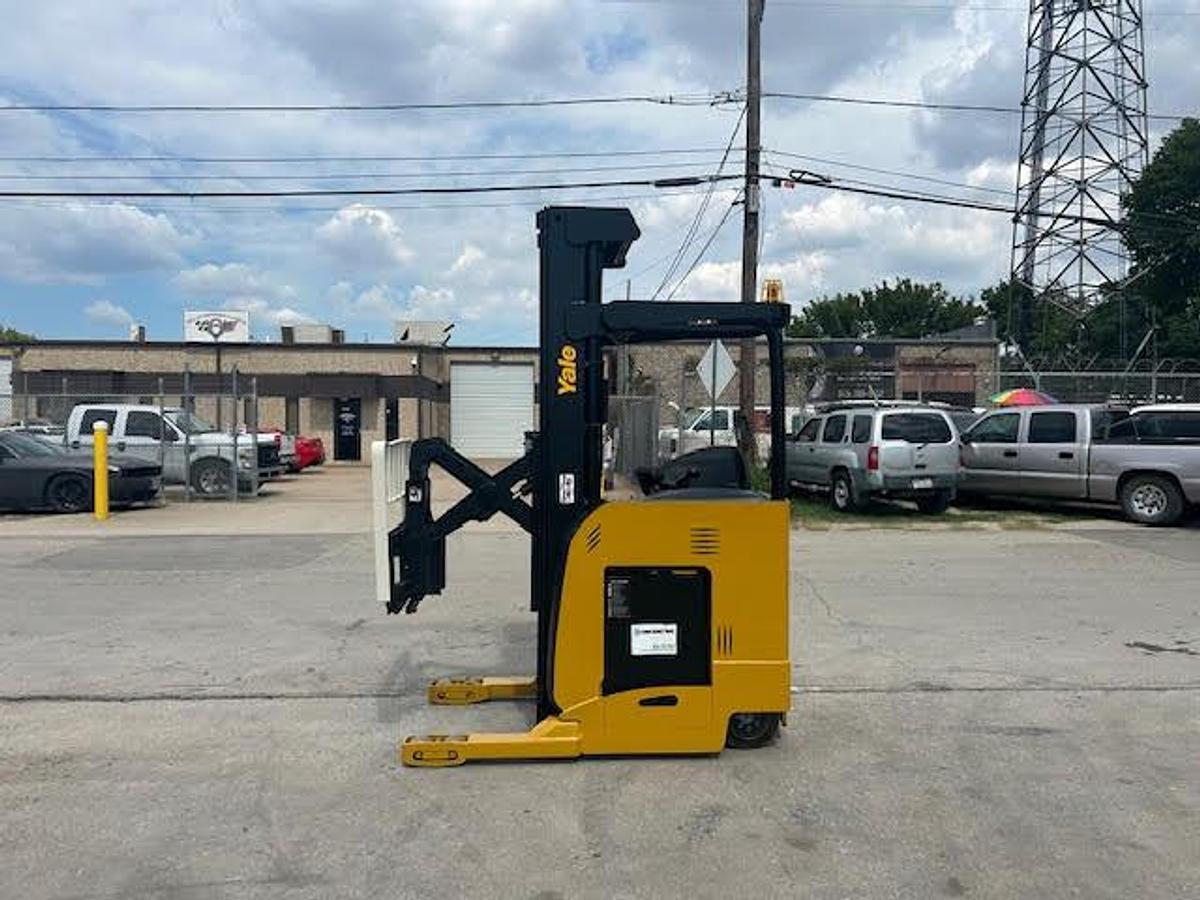 Used 2011 Yale NR045EANL36TE110