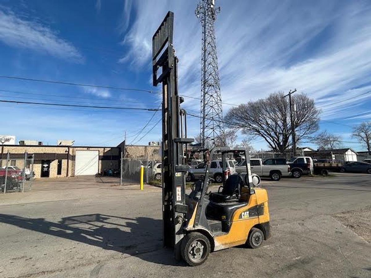 Used 2017 CAT 2C6000