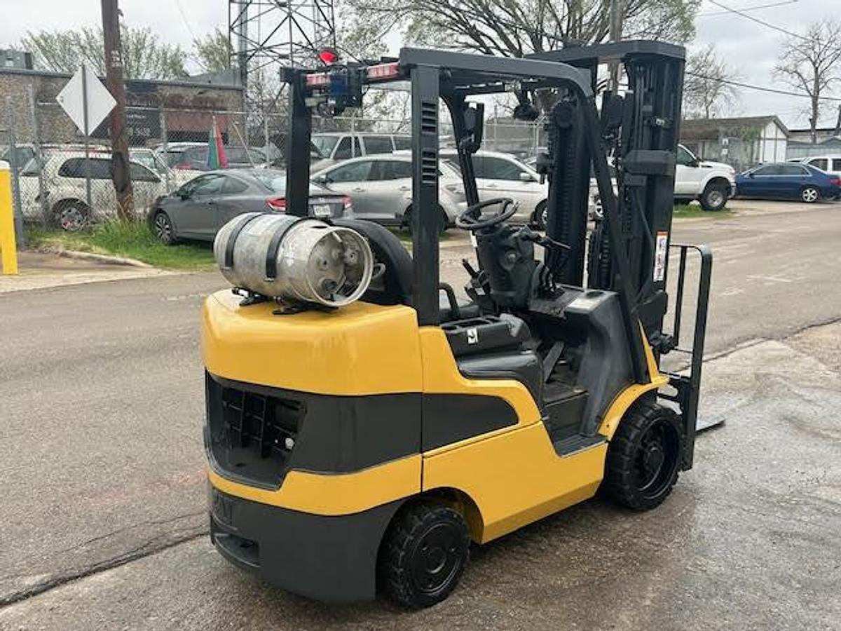 Used 2017 CAT 2C6000