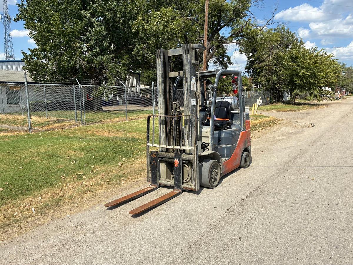 Used 2021 TOYOTA 8FGCU30
