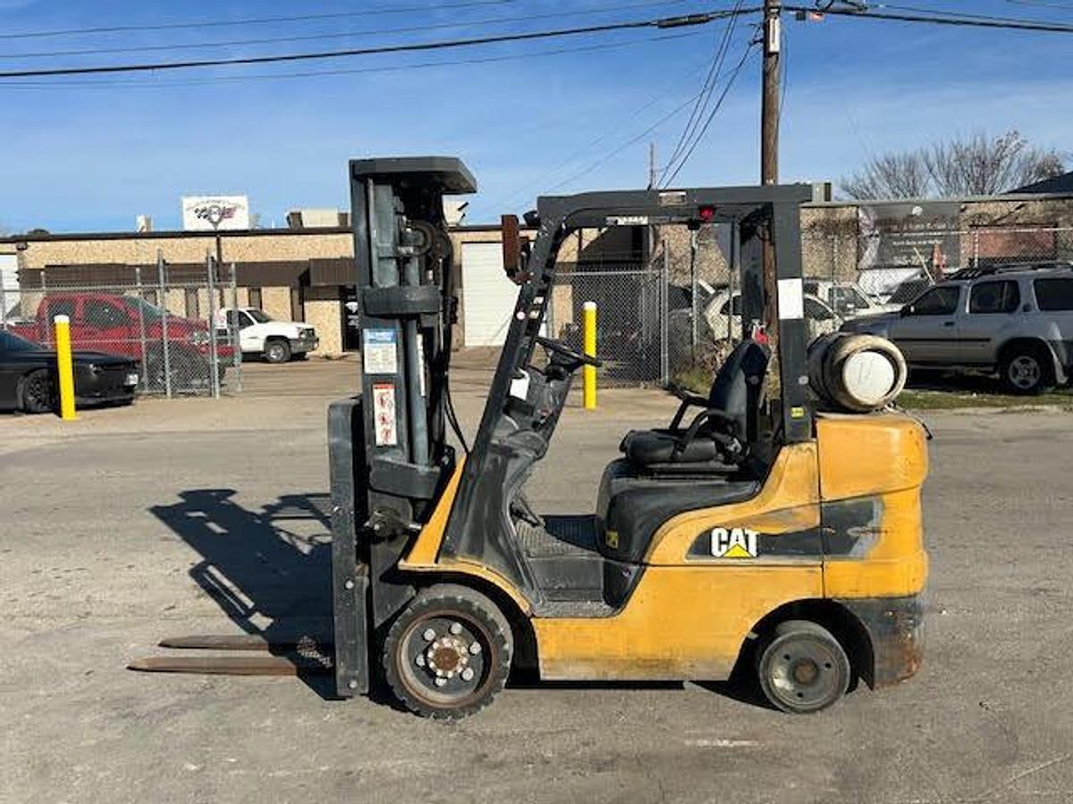 Used 2017 CAT 2C6000