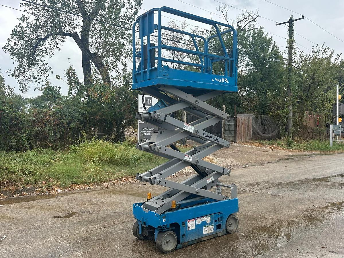 Used 2015 GENIE GS1930