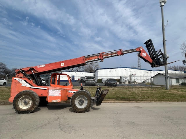 2007 JLG 10054