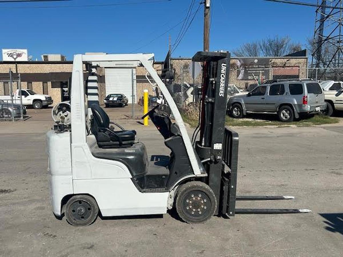 Used 2016 UniCarriers 5000LBS