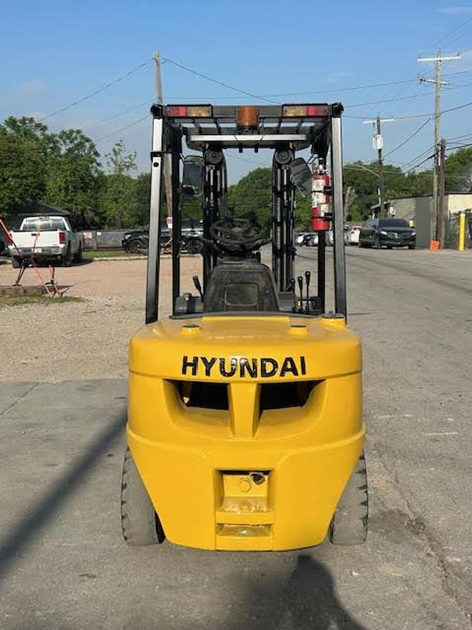 Used 2014 Hyundai 30D-7E