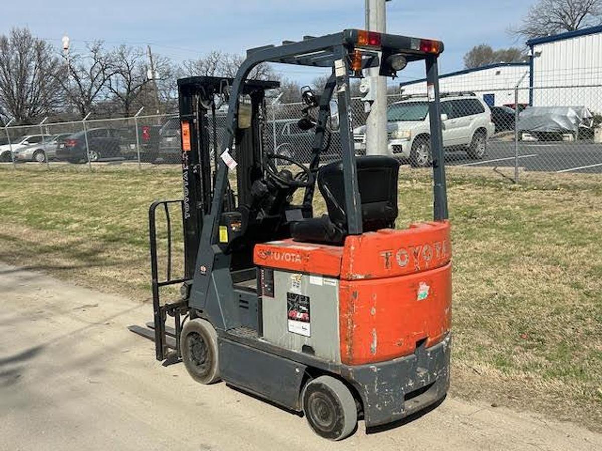 Used 2017 Toyota 7FBCU15 3000LBS