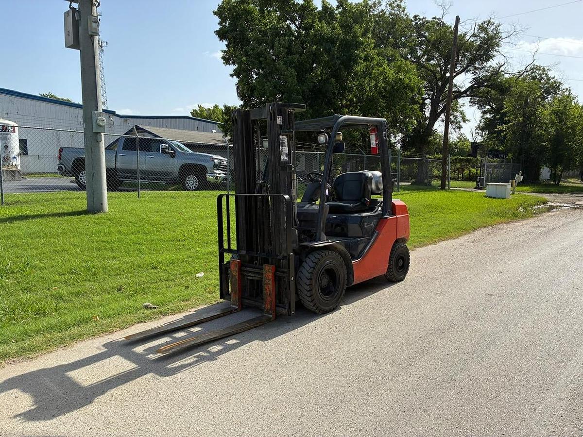 Used 2018 TOYOTA 8FGCU25