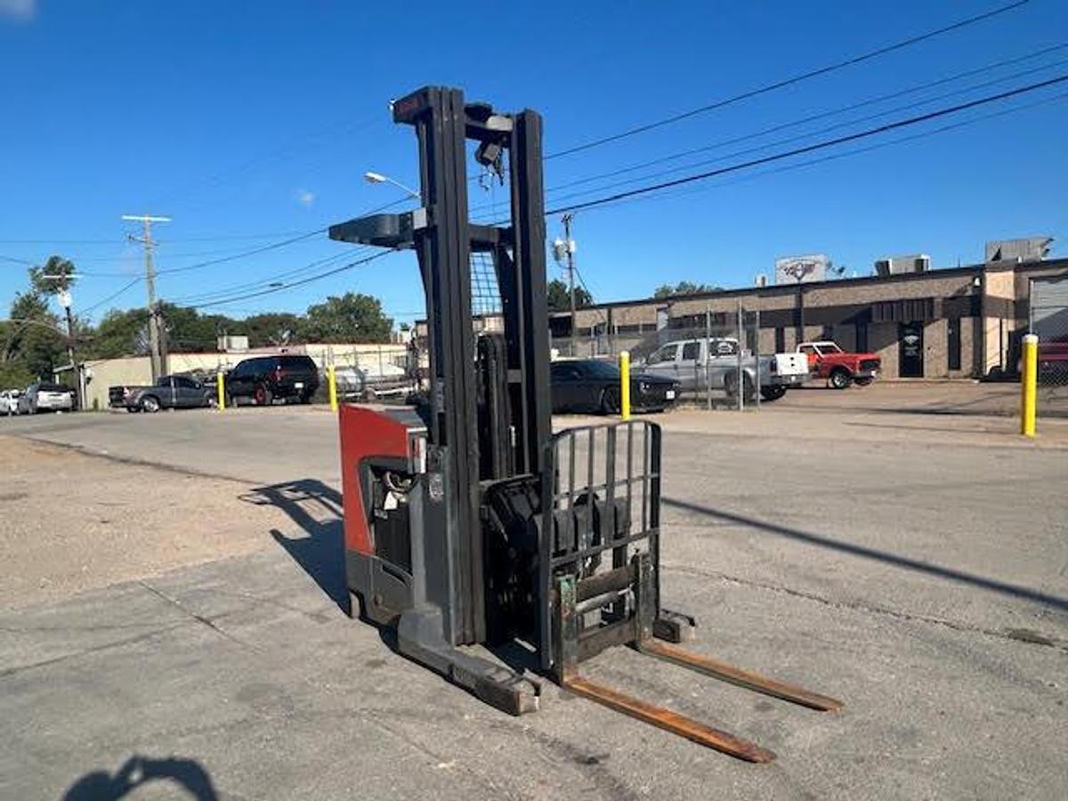 Used 2014 Toyota 8BRU18