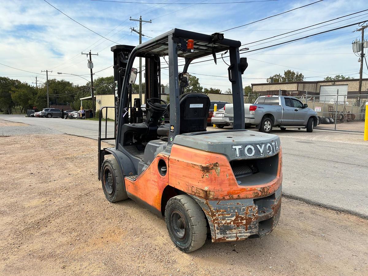 Used 2022 Toyota 8FDU30