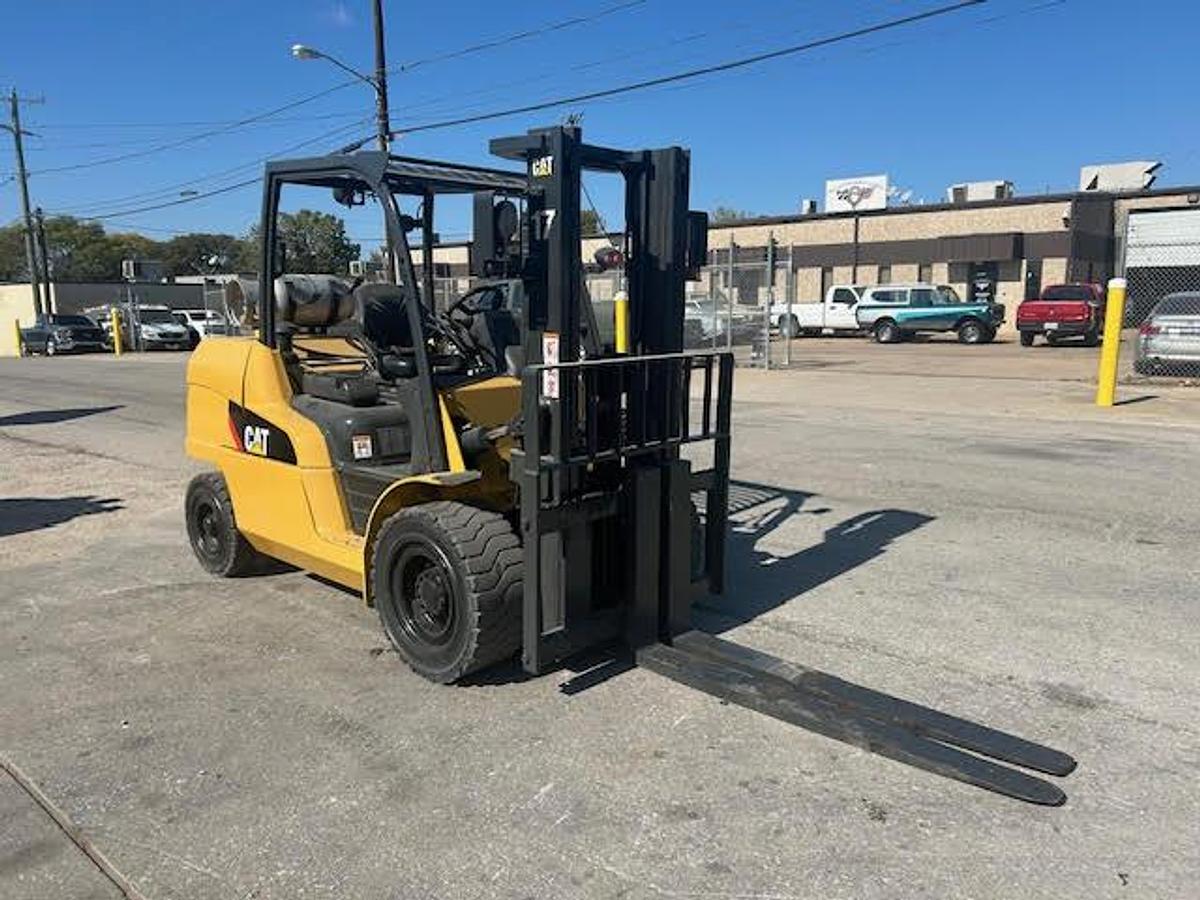 Used 2012 CAT P12000 NEWLY PAINTED