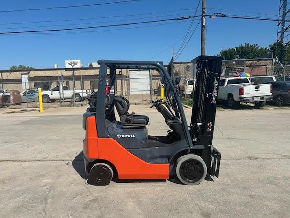 Used 2015 Toyota 8FGCU20