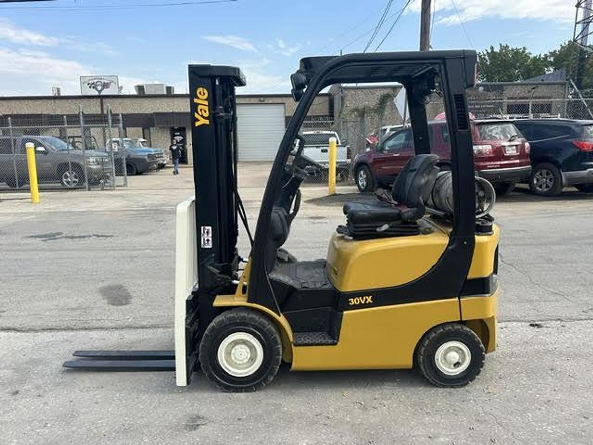 Used 2017 YALE GLP030VXNRAE084