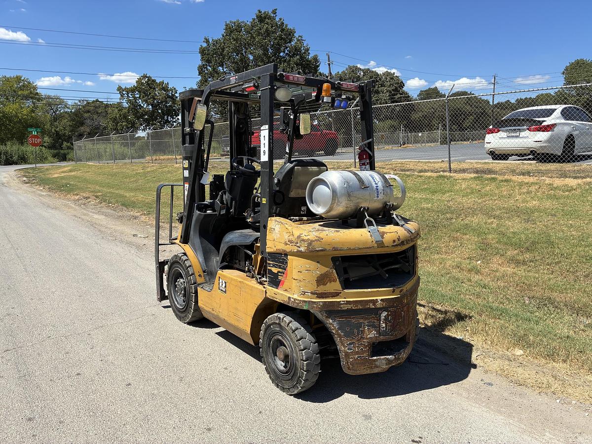 Used 2015 CAT GP25NLP